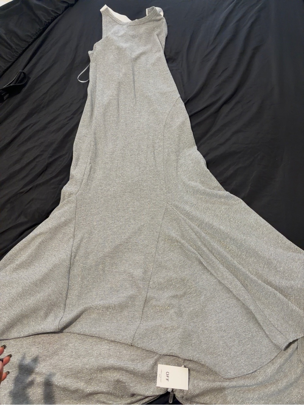 Off-White Silver Metallic Ribbed Tank - Picture 5 of 5